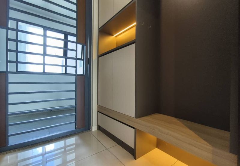 Queens Residences @ Queens Waterfront