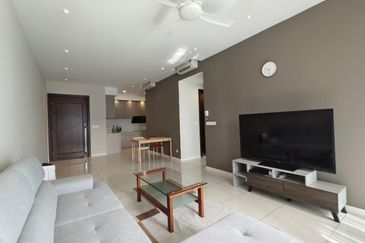 Queens Residences @ Queens Waterfront