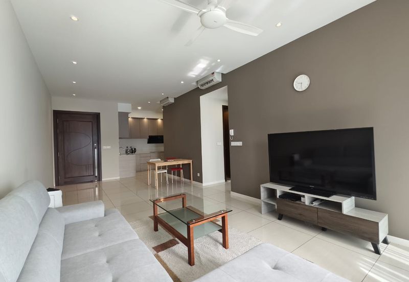 Queens Residences @ Queens Waterfront