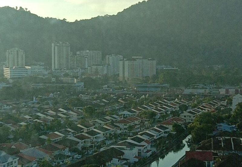 Tropicana Bay Residences