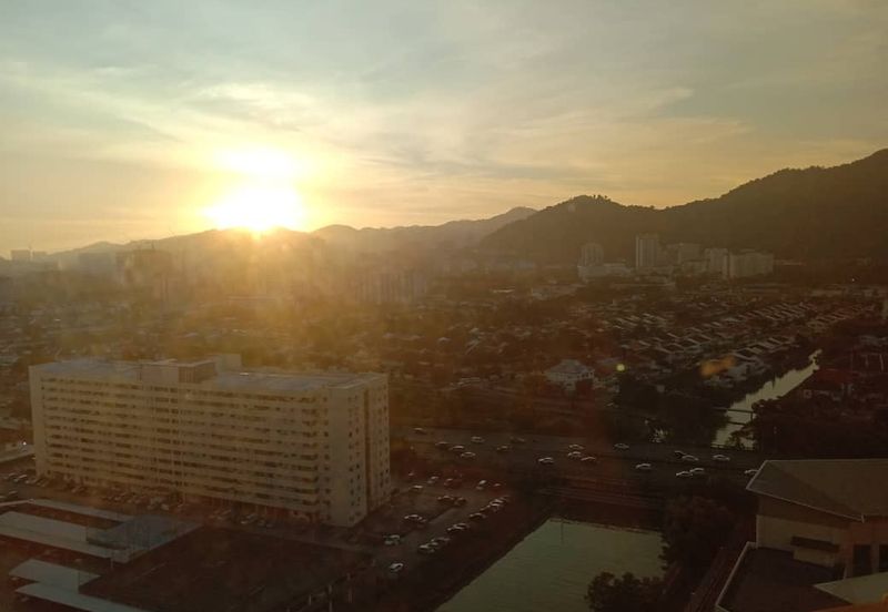 Tropicana Bay Residences