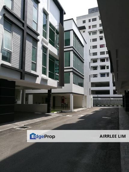 the maven townhouse, Penang, Balik Pulau