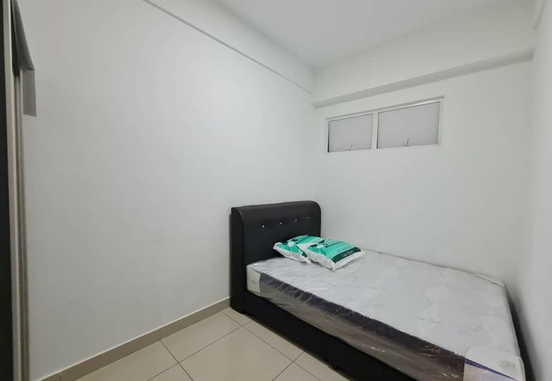 Tropicana Bay Residences