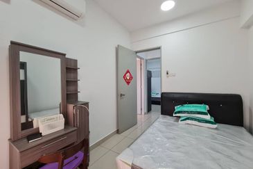 Tropicana Bay Residences