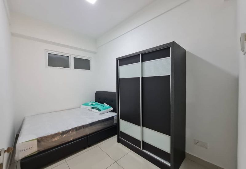 Tropicana Bay Residences