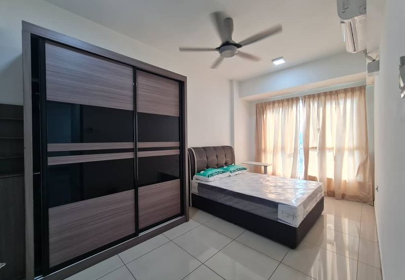 Tropicana Bay Residences