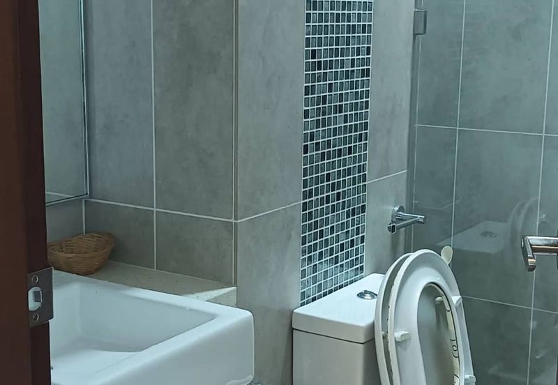 Queens Residences @ Queens Waterfront