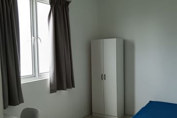 Arasia Perdana (The Clovers)