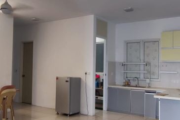 Arasia Perdana (The Clovers)