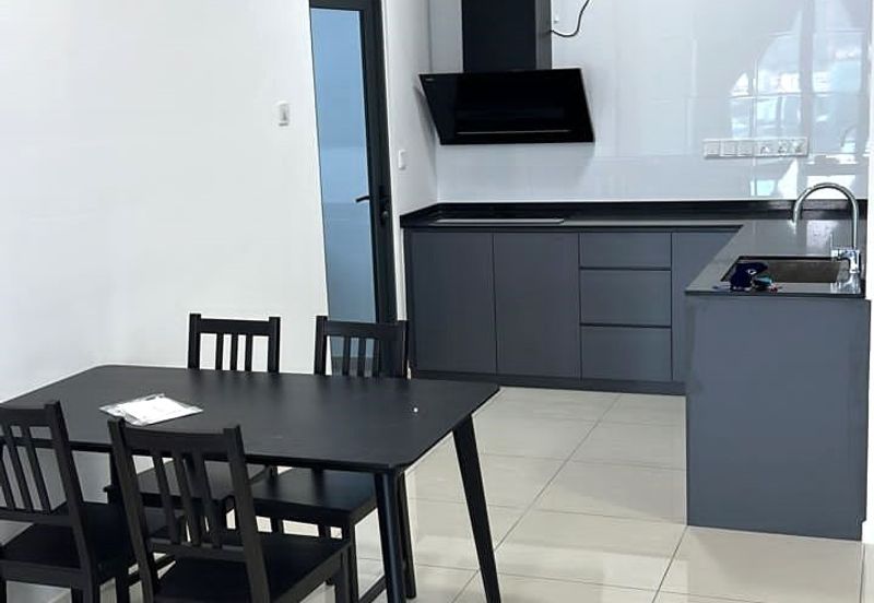 Queens Residences Q2