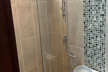 Queens Residences Q2