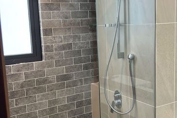 Queens Residences Q2