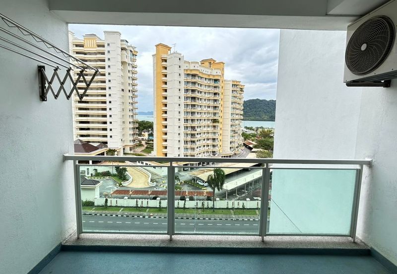 Summerton Condominium