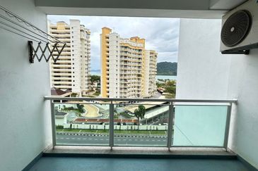 Summerton Condominium