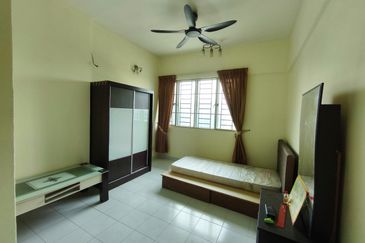 E-Tiara Serviced Apartment