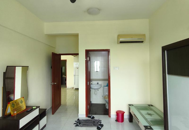 E-Tiara Serviced Apartment