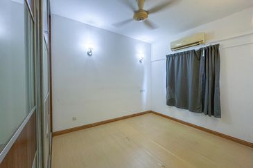 Beverly Tower @ Plaza Medan Putra