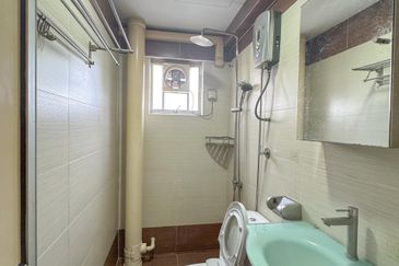 Beverly Tower @ Plaza Medan Putra