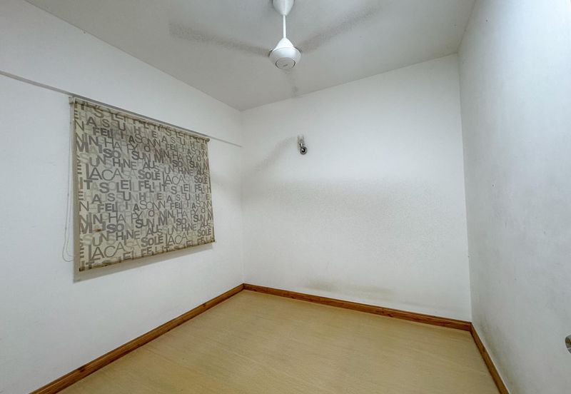 Beverly Tower @ Plaza Medan Putra