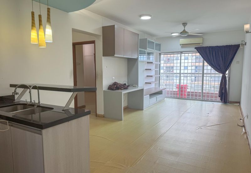 Beverly Tower @ Plaza Medan Putra