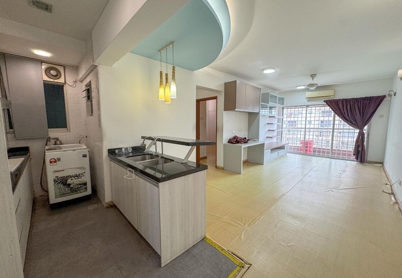 Beverly Tower @ Plaza Medan Putra