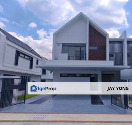 Semi-Detached House for Sale @ Seksyen U17 Shah Alam, Selangor, Shah Alam