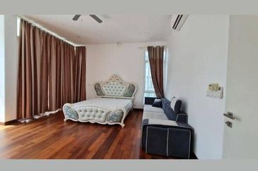 Clover Garden Residences