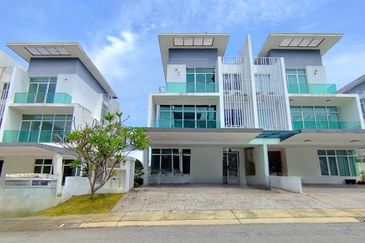 Clover Garden Residences