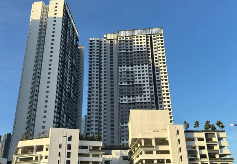 Savvy @ Riana Dutamas *