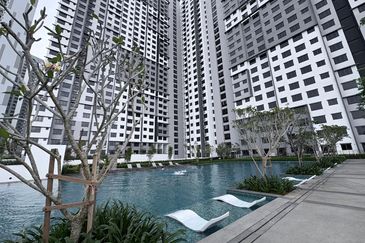 Savvy @ Riana Dutamas