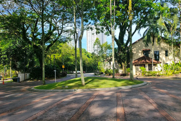 Desa ParkCity (Nadia Parkfront Condominium)