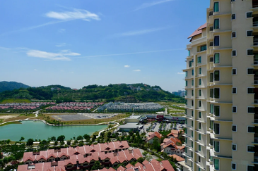 Desa ParkCity (Nadia Parkfront Condominium)