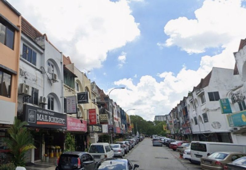 Subang Jaya, 3 storey shop office, Selangor, for Auction