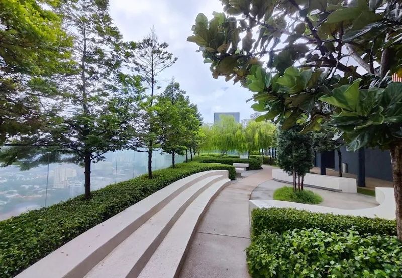 Aria Luxury Residence