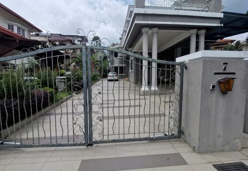 Tropicana Golf & Country Resort