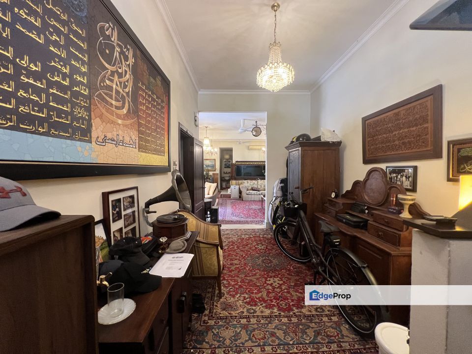 RENOVATED EXTENDED 2 STOREY BUNGALOW TAMAN SUBANG ALAM, SEKSYEN 27 SHAH ALAM, Selangor, Shah Alam