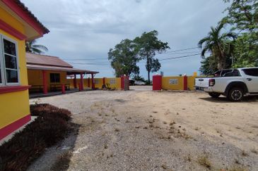 Pantai Pengkalan Balak
