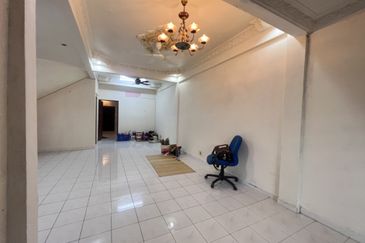 Renovated and Extended 2-Storey Taman Sri Damar, Mantin, Negeri Sembilan For Sales