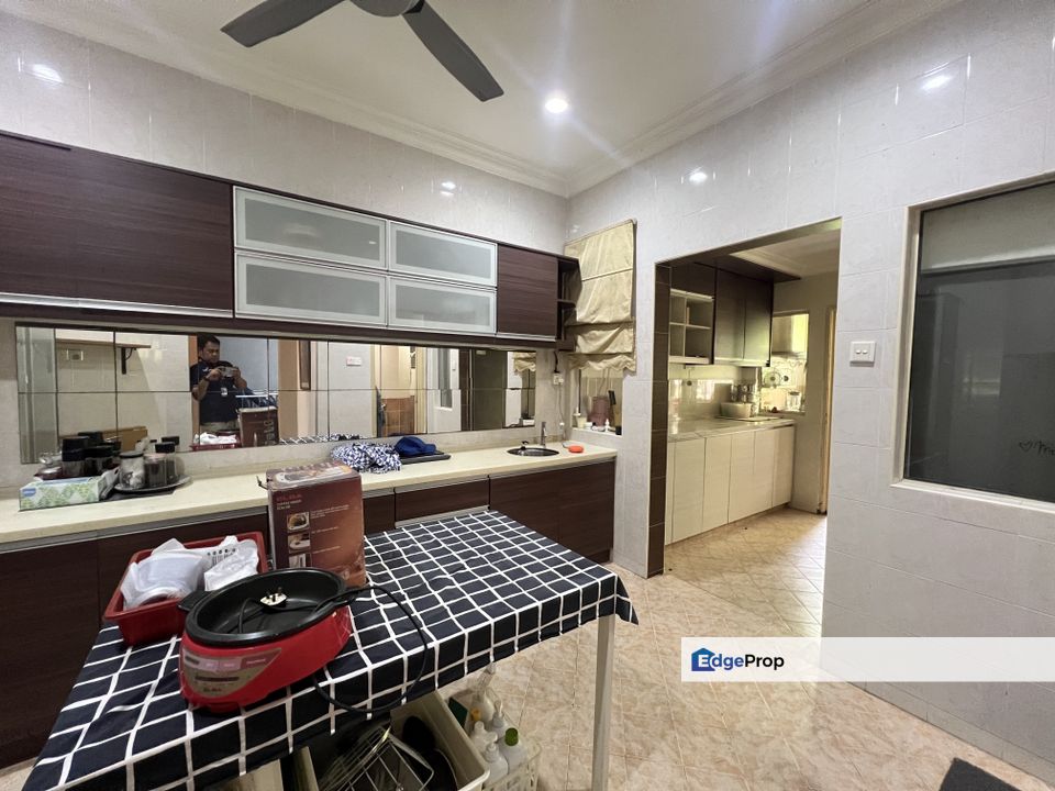 Freehold 2 Storey Superlink Bukit Jelutong Jalan Birai, Shah Alam, Selangor, Shah Alam