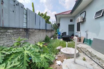 Kampung Bukit Cherakah Jaya