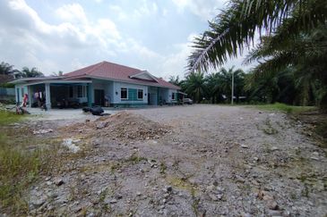 Kampung Bukit Cherakah Jaya