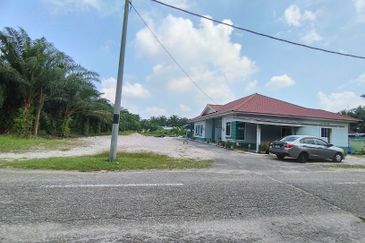 Kampung Bukit Cherakah Jaya