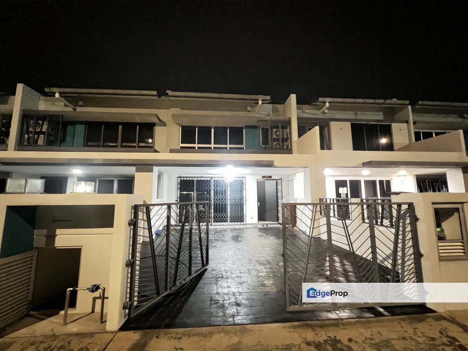 [Facing Lake] 2 Storey Terrace (type Arina) @ Serenia City, Sepang, Selangor, Sepang