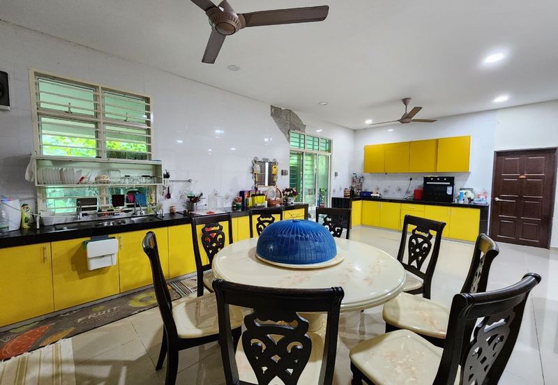 Desa Pinggiran Putra