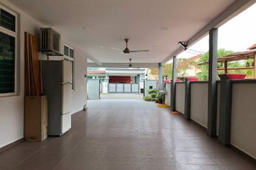 Desa Pinggiran Putra