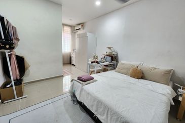 Desa Pinggiran Putra