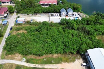 Kampung Seri Aman Luar