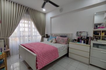 Vista Millennium Condominiums