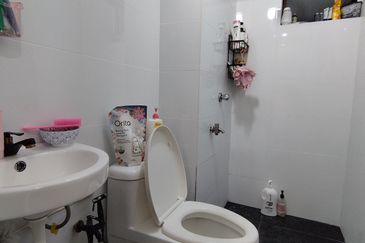 Vista Millennium Condominiums