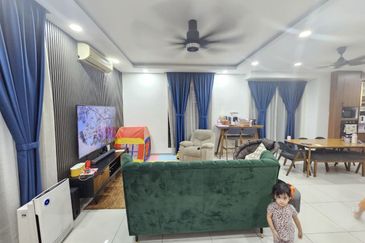 Avis 2 @ Setia Alam Sari